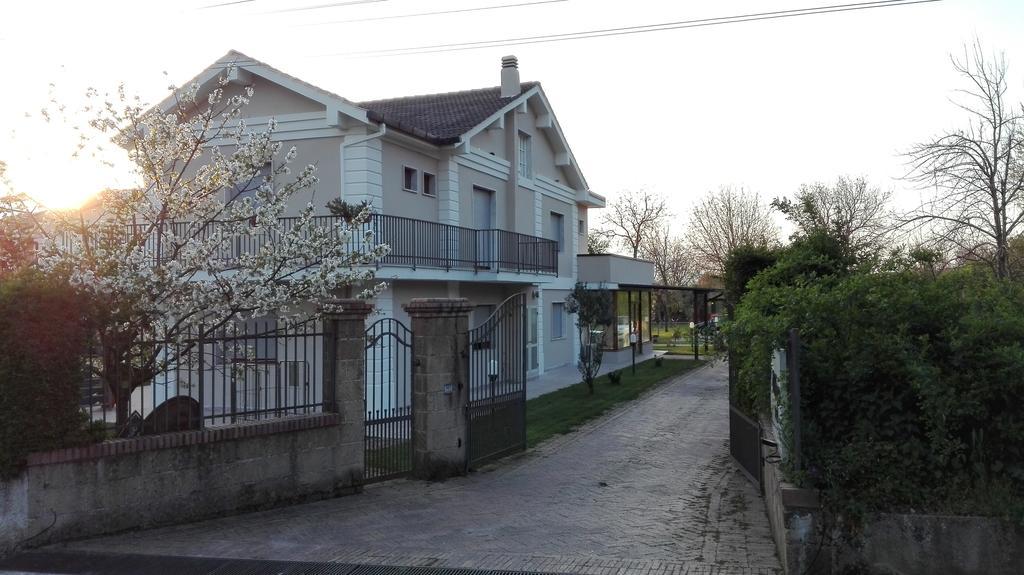 Guesthouse Il Ciliegio Sorbo Serpico Εξωτερικό φωτογραφία